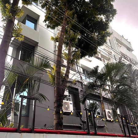 Hotel Mayfair Tower Kalküta Dış mekan fotoğraf