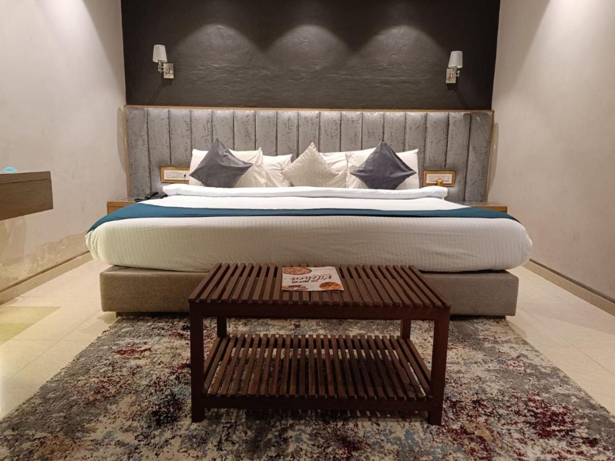 Hotel Mayfair Tower Kalküta Dış mekan fotoğraf